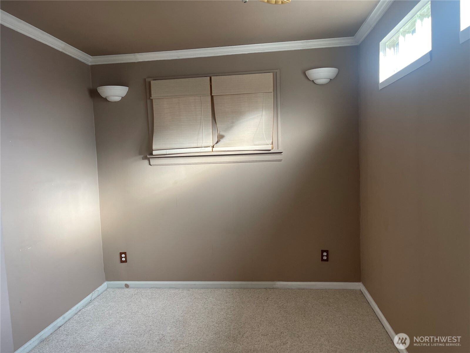 1111 Atwood Property Photo 20