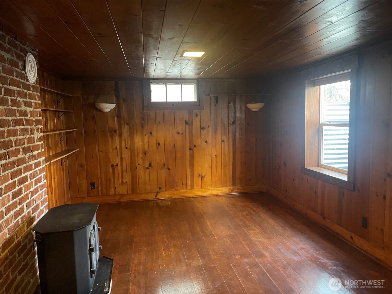 1111 Atwood Property Photo 22