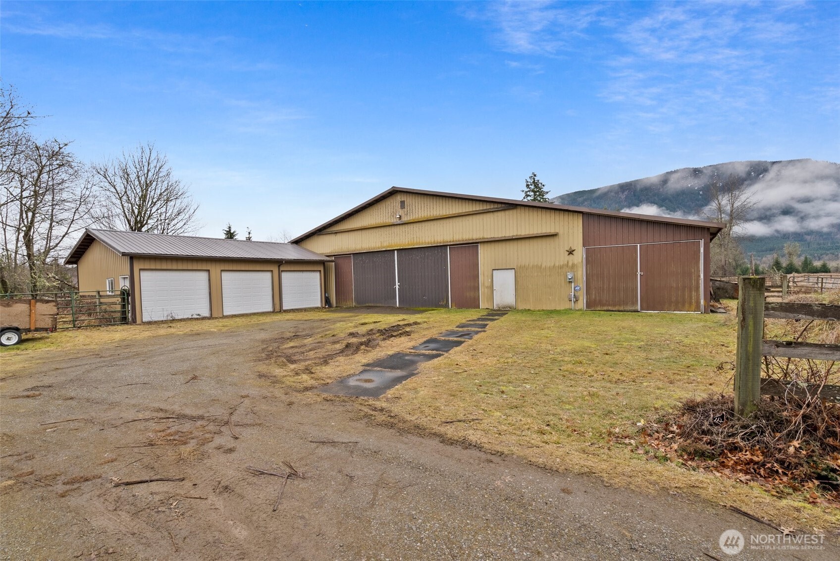 150 James Lane Property Photo 2