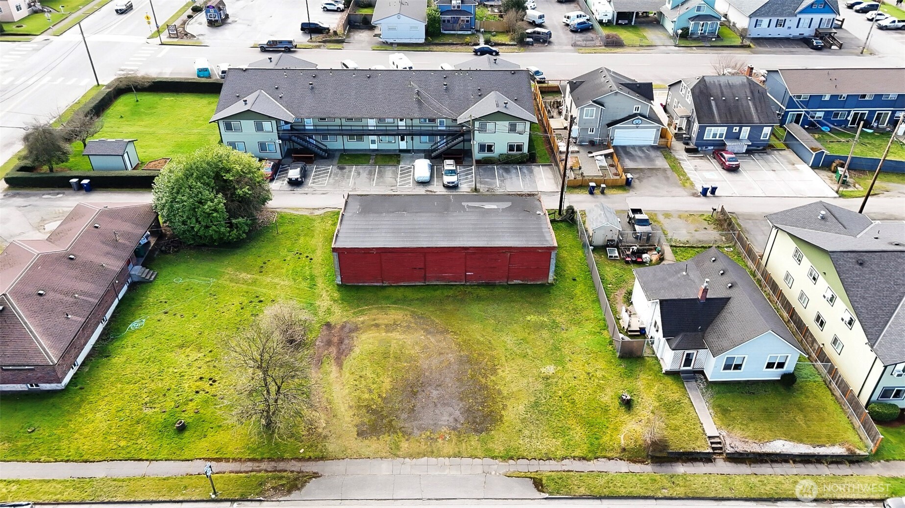 1 Xx E Burke Avenue Property Photo 2