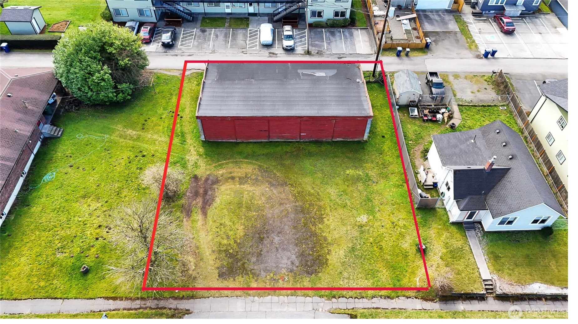 1 Xx E Burke Avenue Property Photo 15