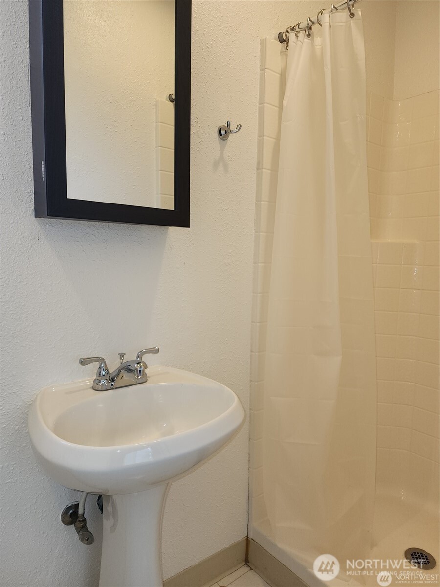 1336 Elizabeth Avenue Property Photo 34