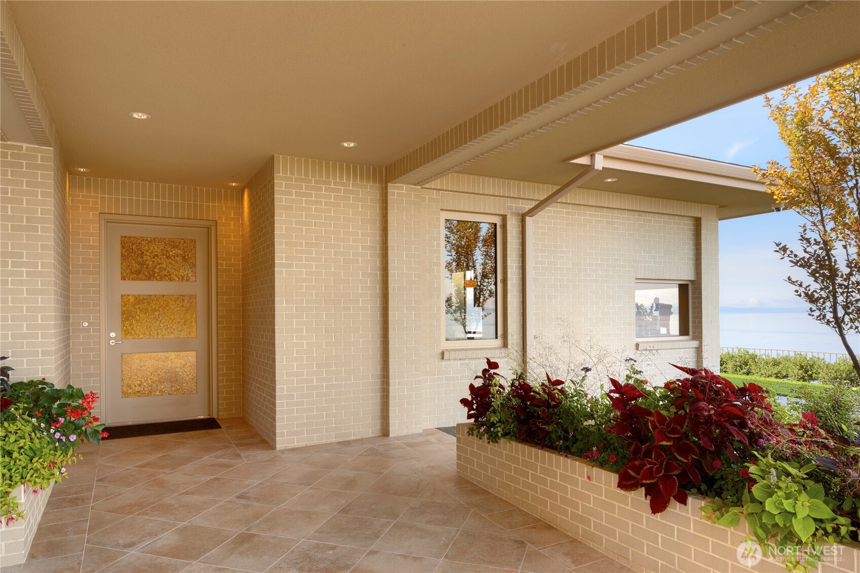 12701 Standring Lane Property Photo 5