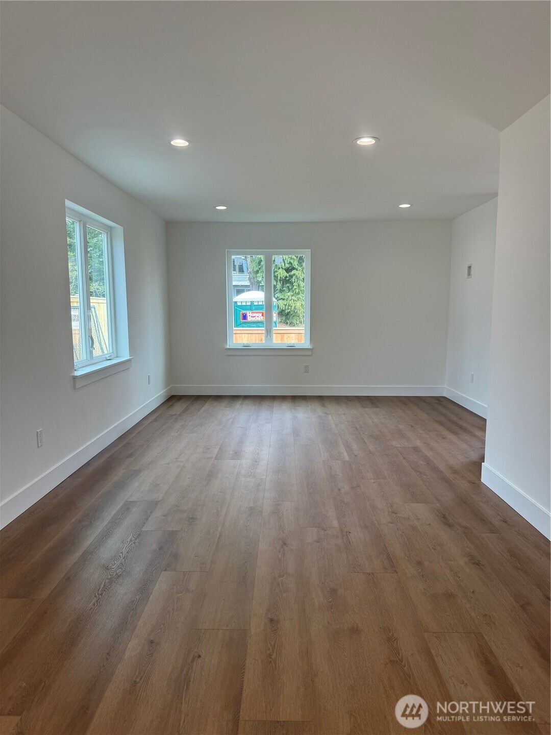 9253 6 Avenue Property Photo 6
