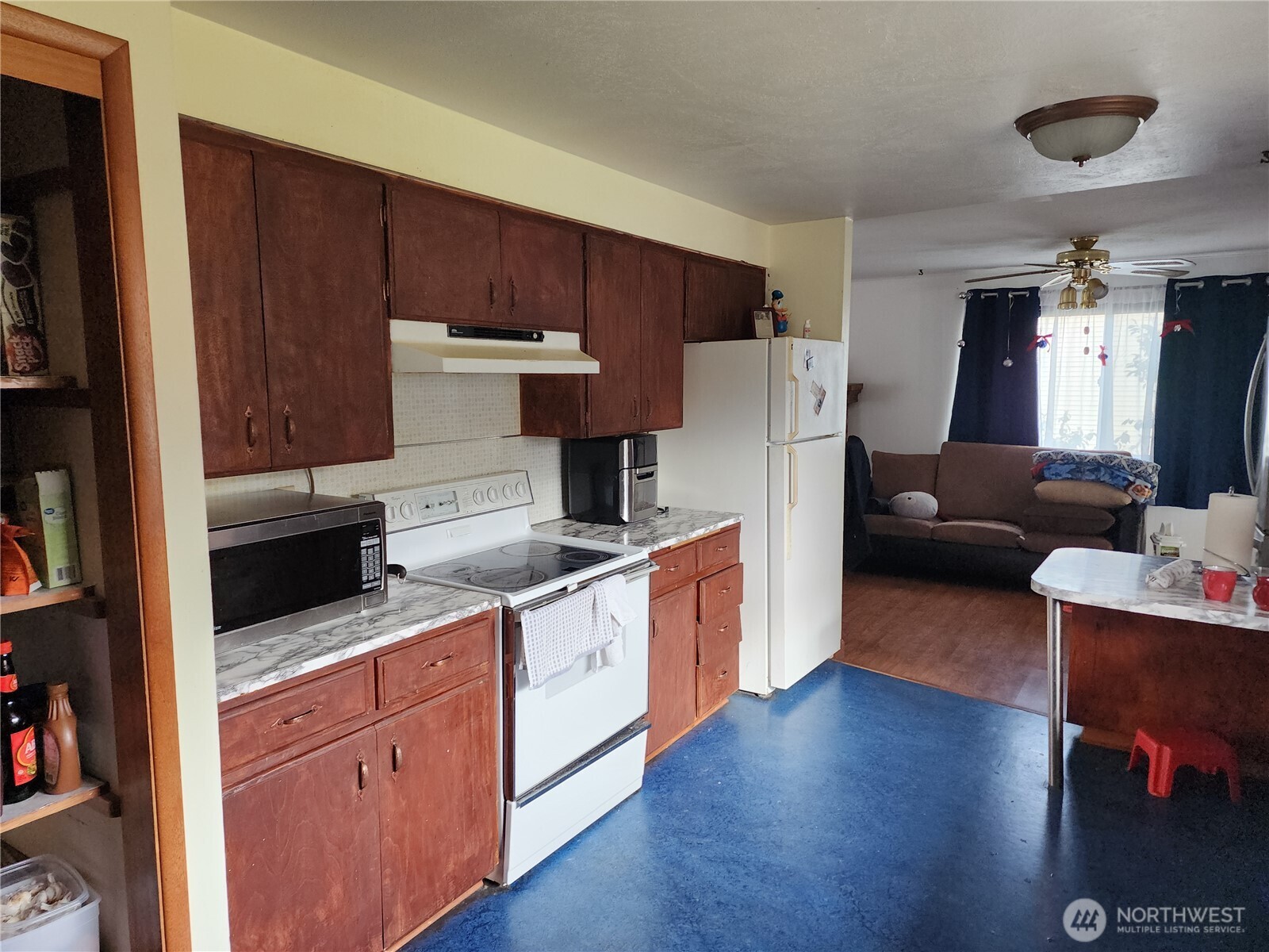 1826 Melody Lane Property Photo 5