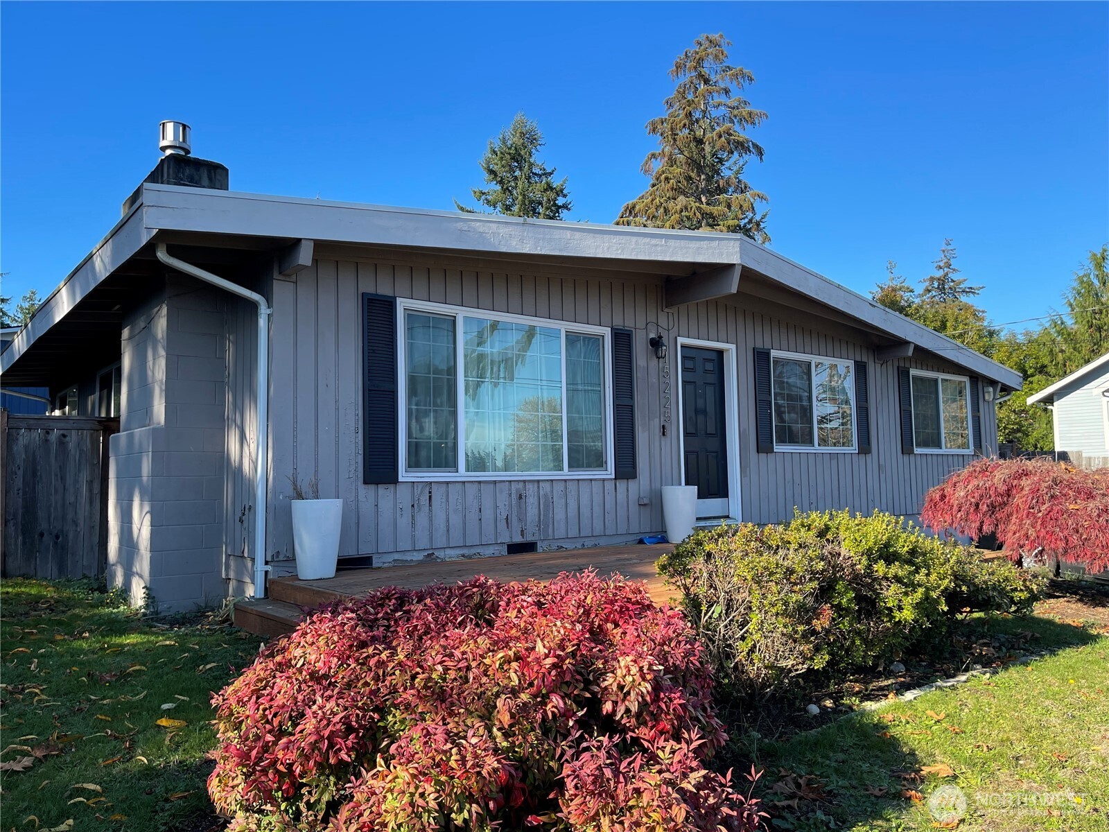 15225 40th Avenue Property Photo