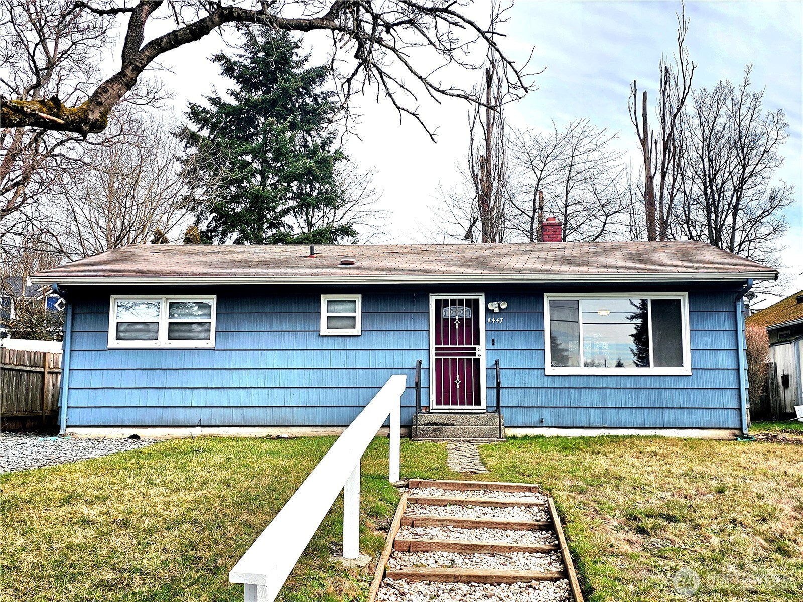 8447 S D Street Property Photo