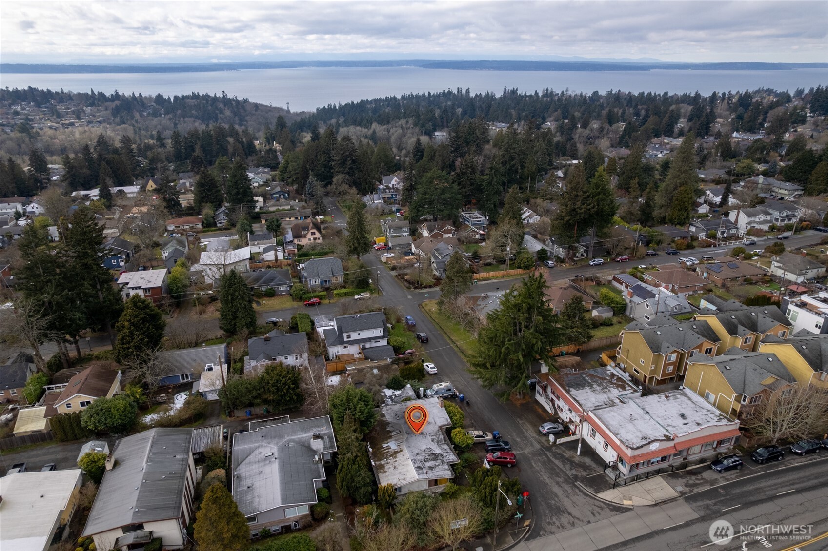 11057 Greenwood Avenue Property Photo 18