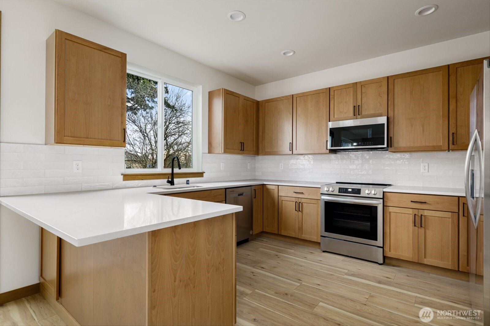 1781 Hillcrest Loop Property Photo 11