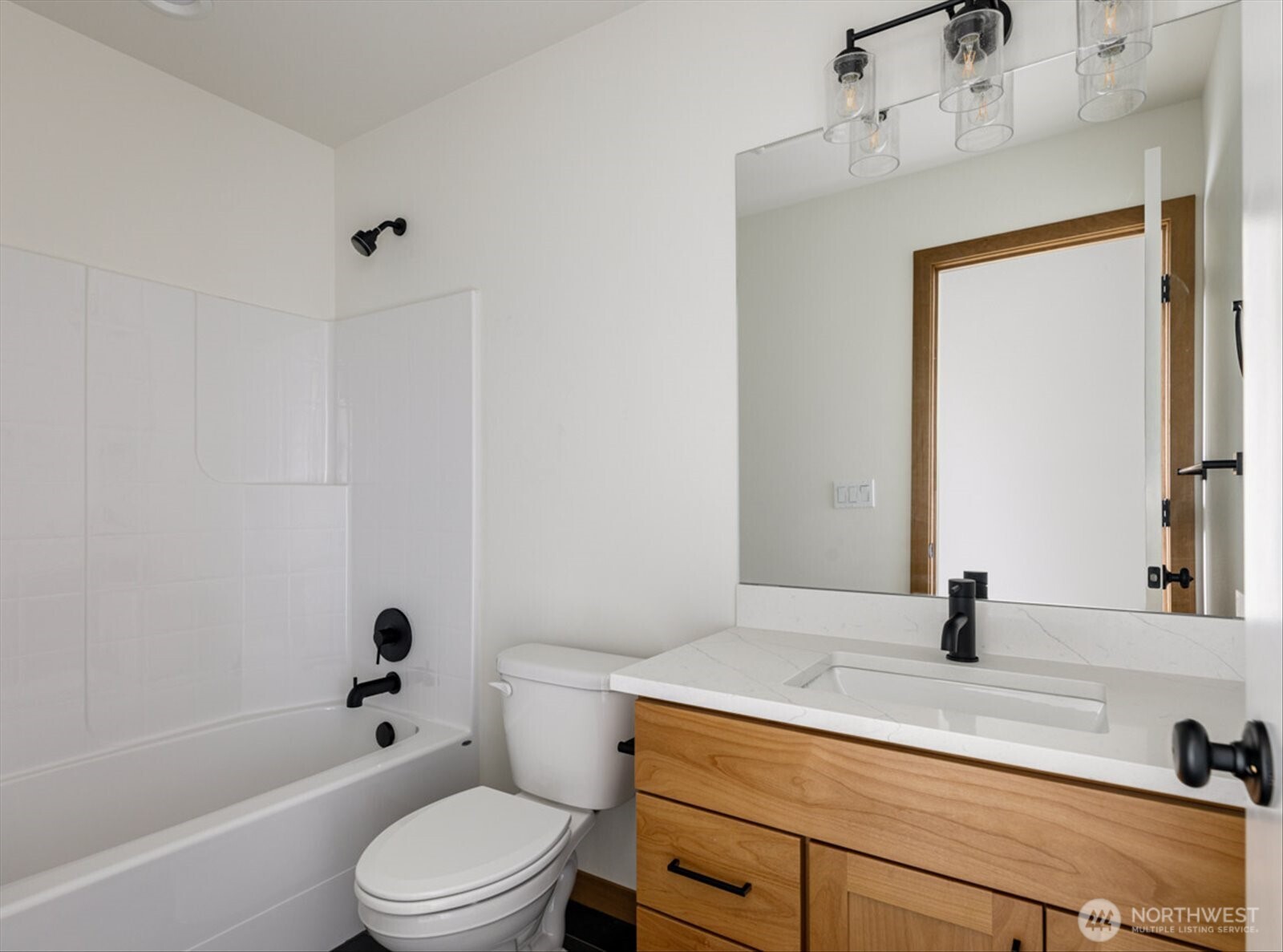 1781 Hillcrest Loop Property Photo 16