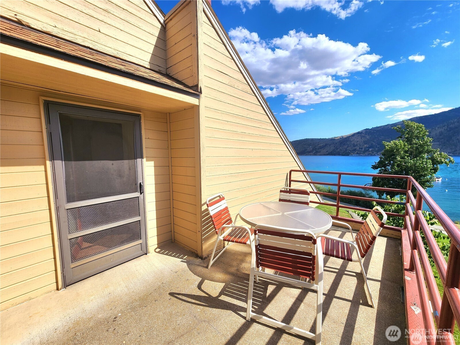 1 Nekquelekin 411-a Property Photo 15