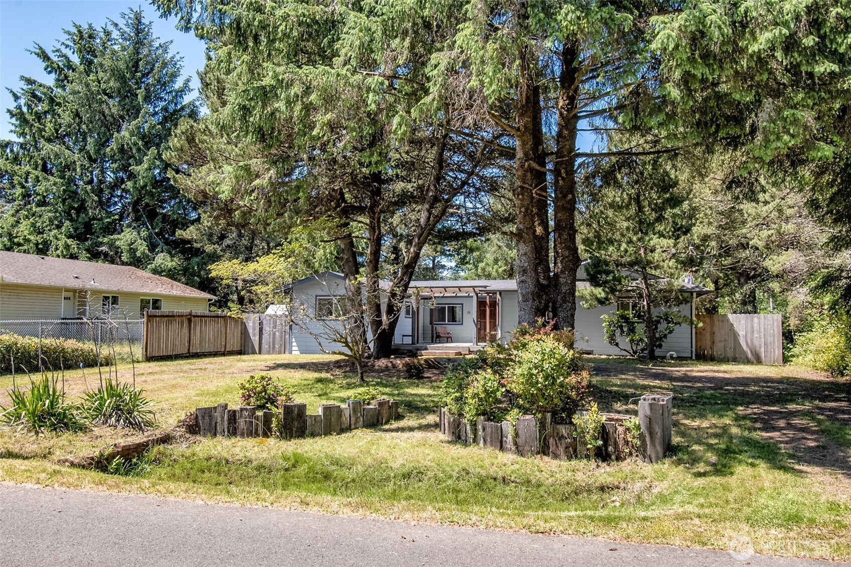 457 Centaurus Avenue Property Photo 1