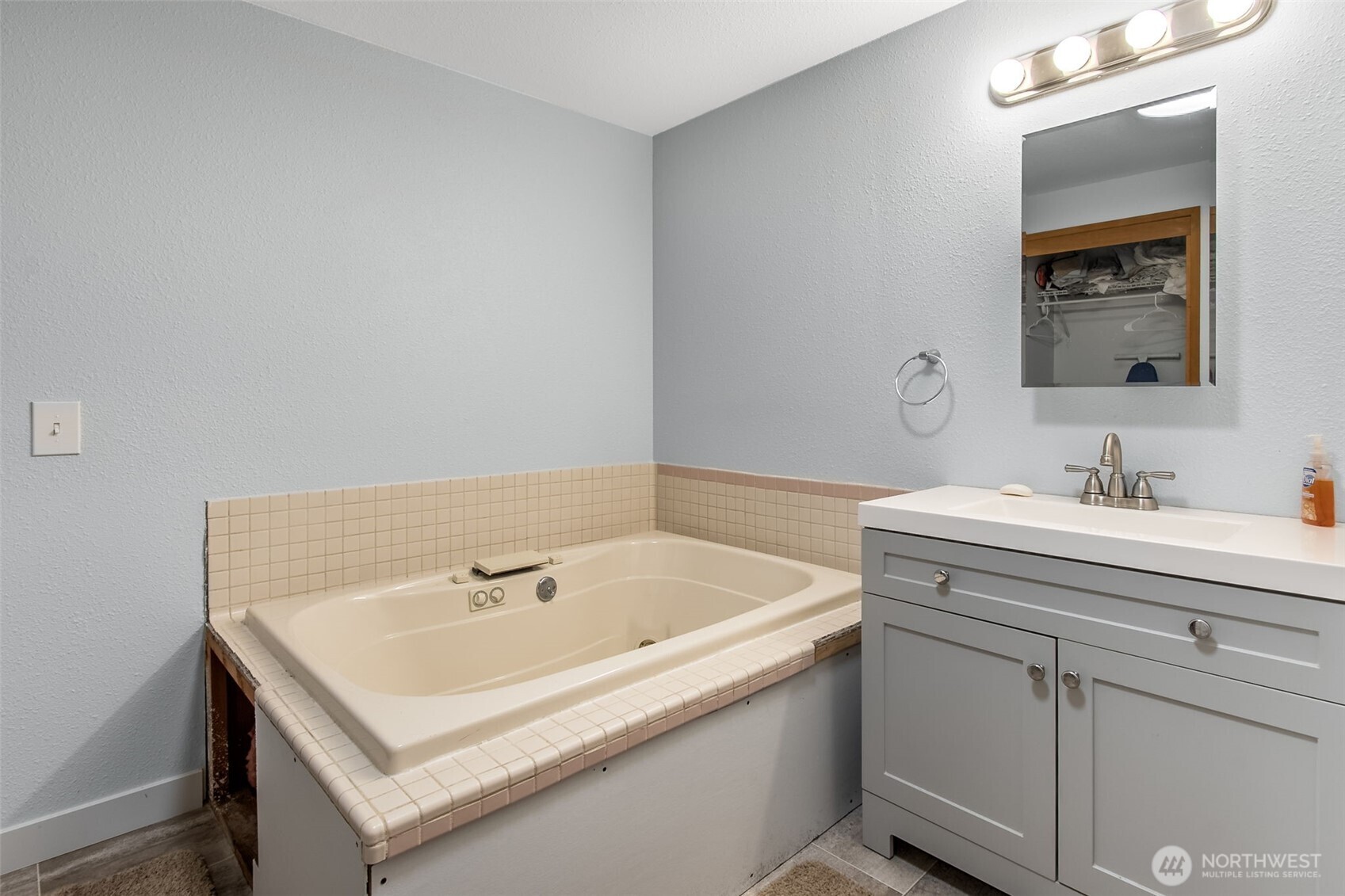 457 Centaurus Avenue Property Photo 17