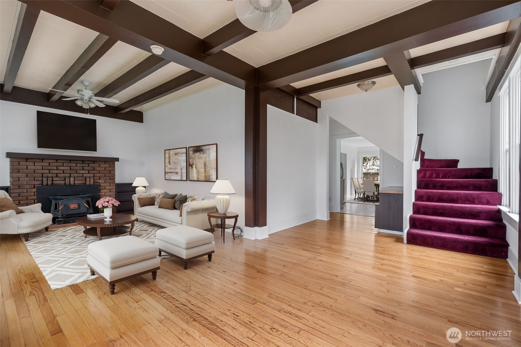 118 S Washington Avenue Property Photo 8