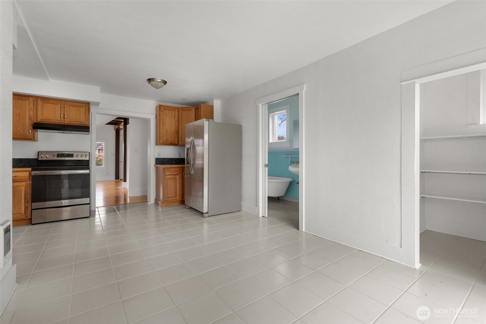 118 S Washington Avenue Property Photo 19