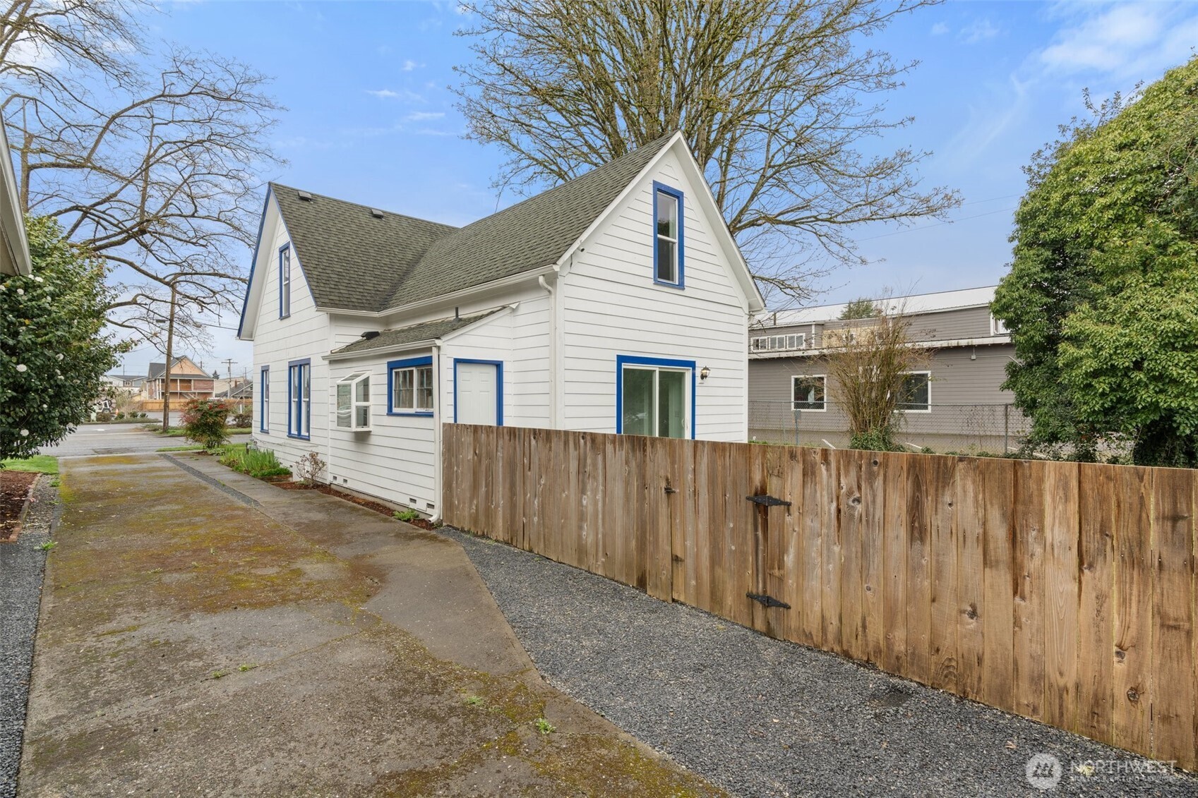 118 S Washington Avenue Property Photo 38