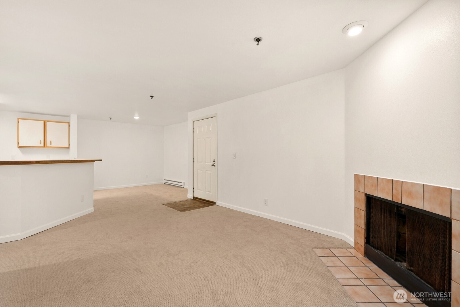 975 Aberdeen Avenue D203 Property Photo 5