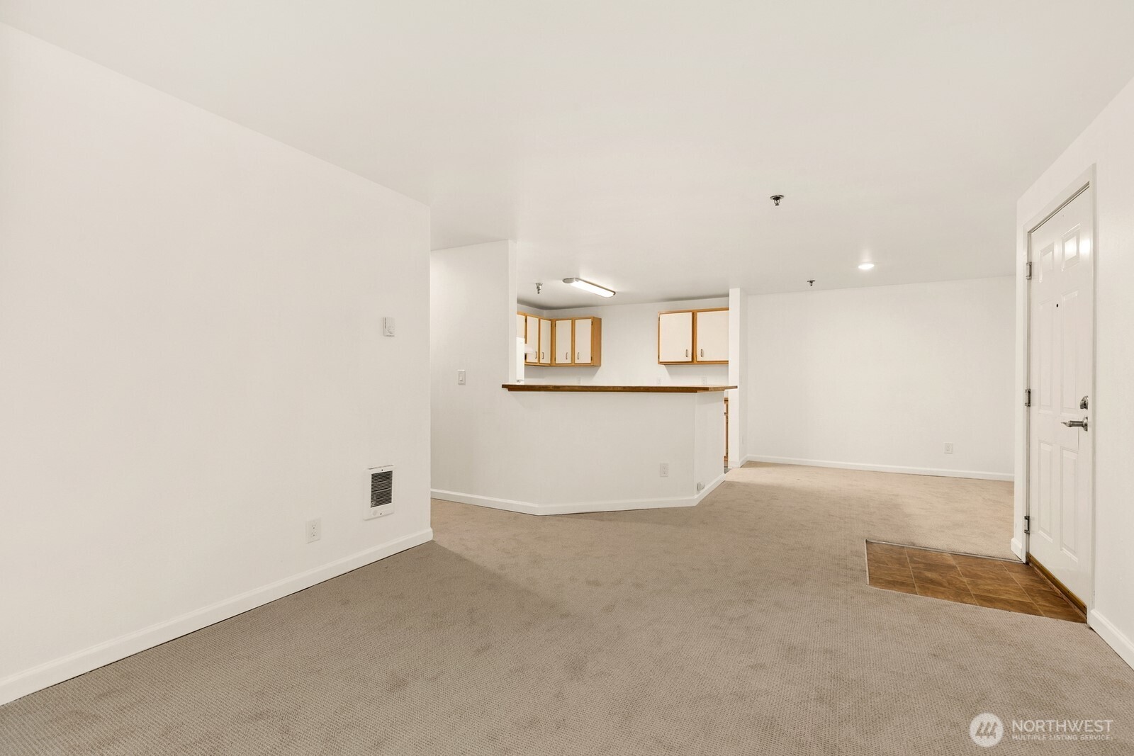 975 Aberdeen Avenue D203 Property Photo 6