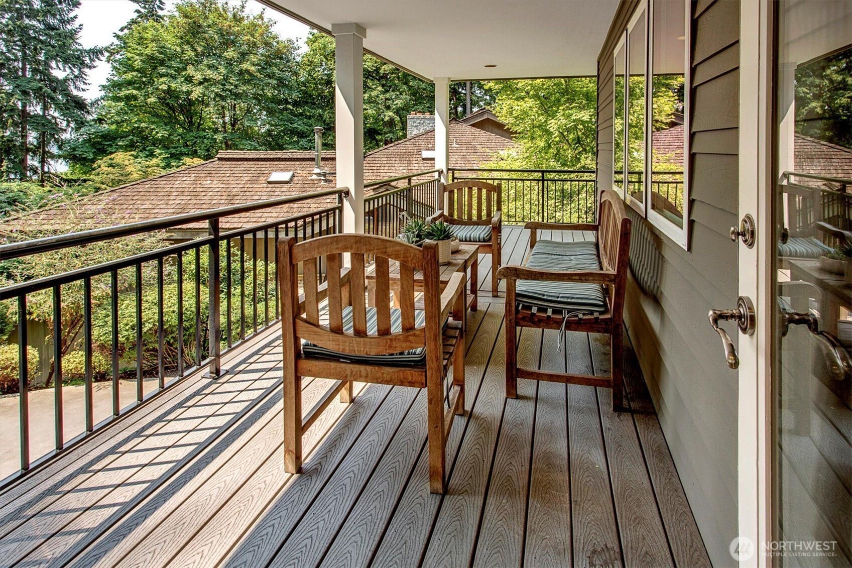 8010 Evergreen Lane Property Photo 3