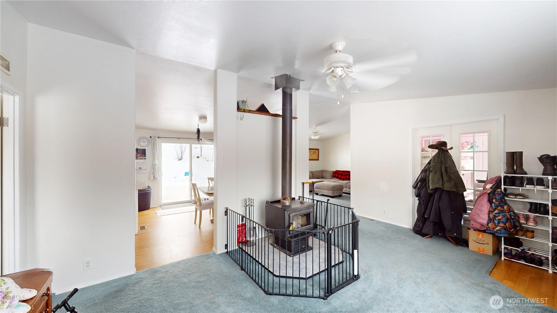 722 Aeneas Valley Road Property Photo 7