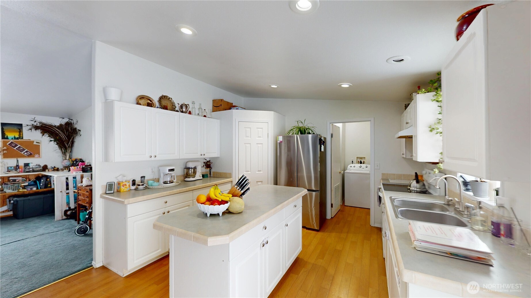 722 Aeneas Valley Road Property Photo 13