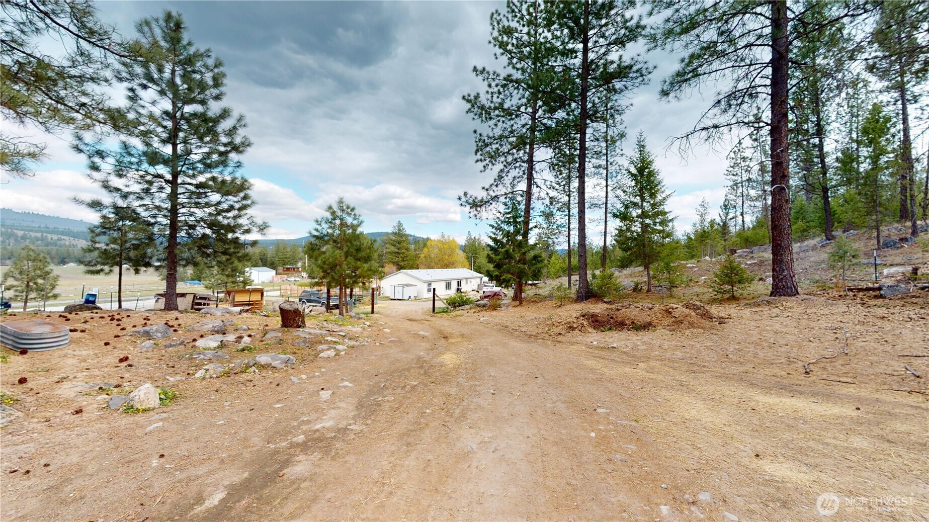 722 Aeneas Valley Road Property Photo 32