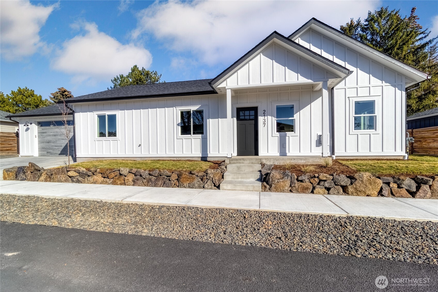 2137 Solara Lane Property Photo