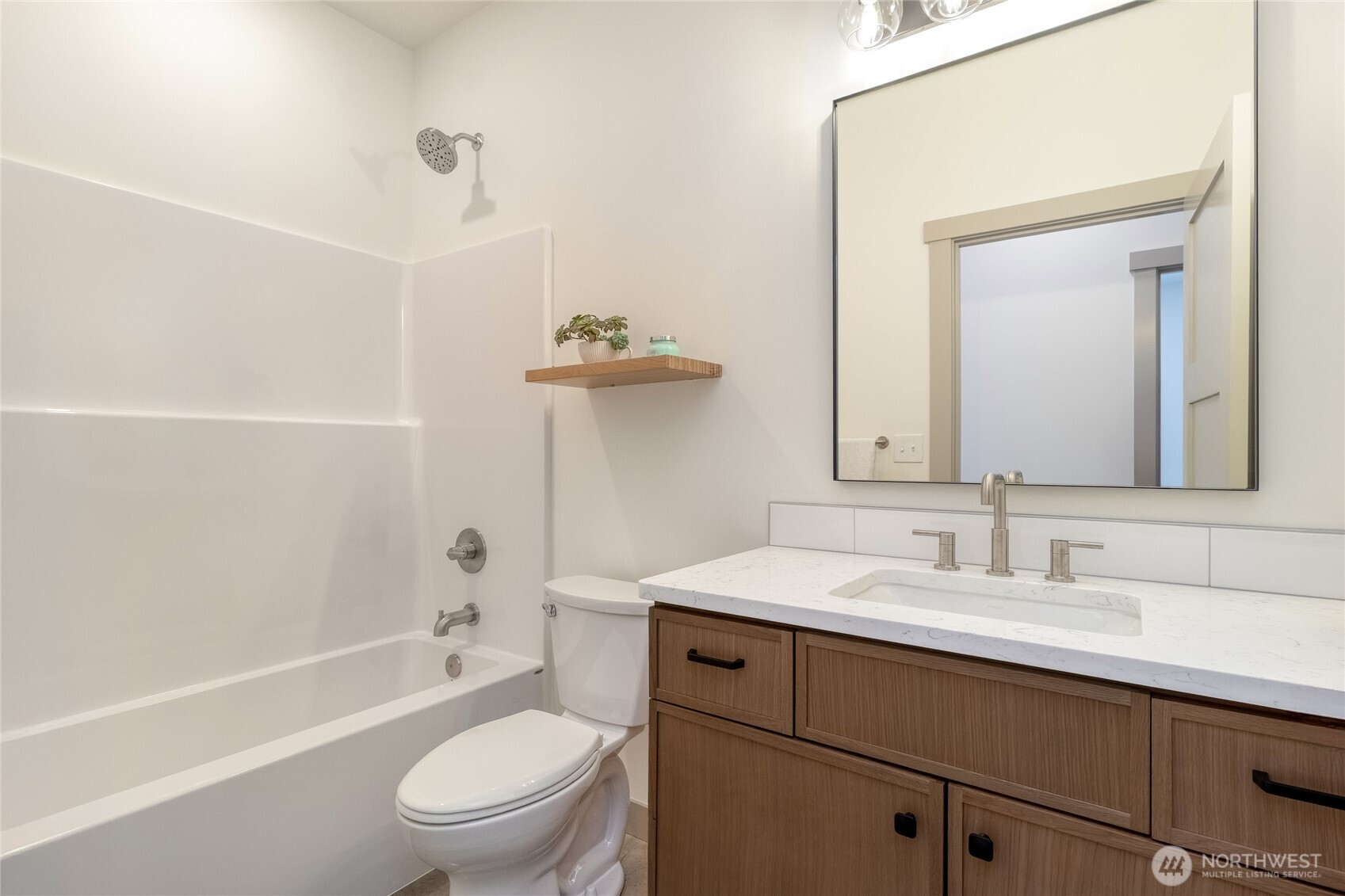 2137 Solara Lane Property Photo 12