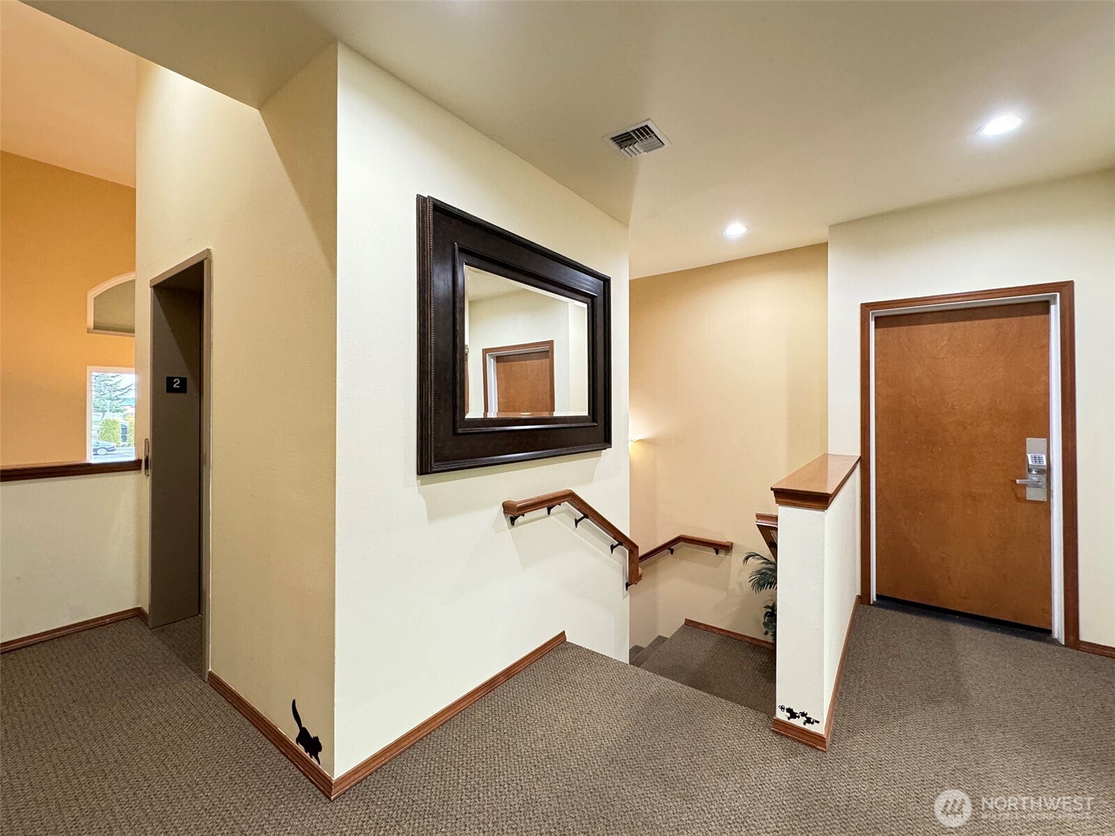 534 N Fifth Avenue 7 Property Photo 4