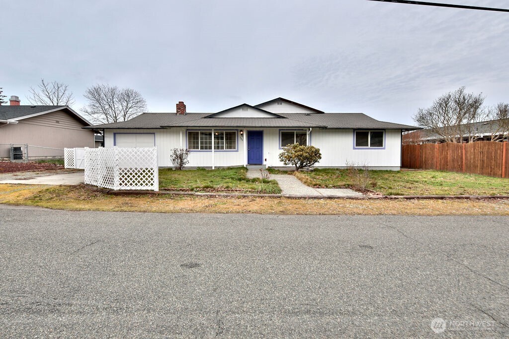 732 E Cedar Street Property Photo
