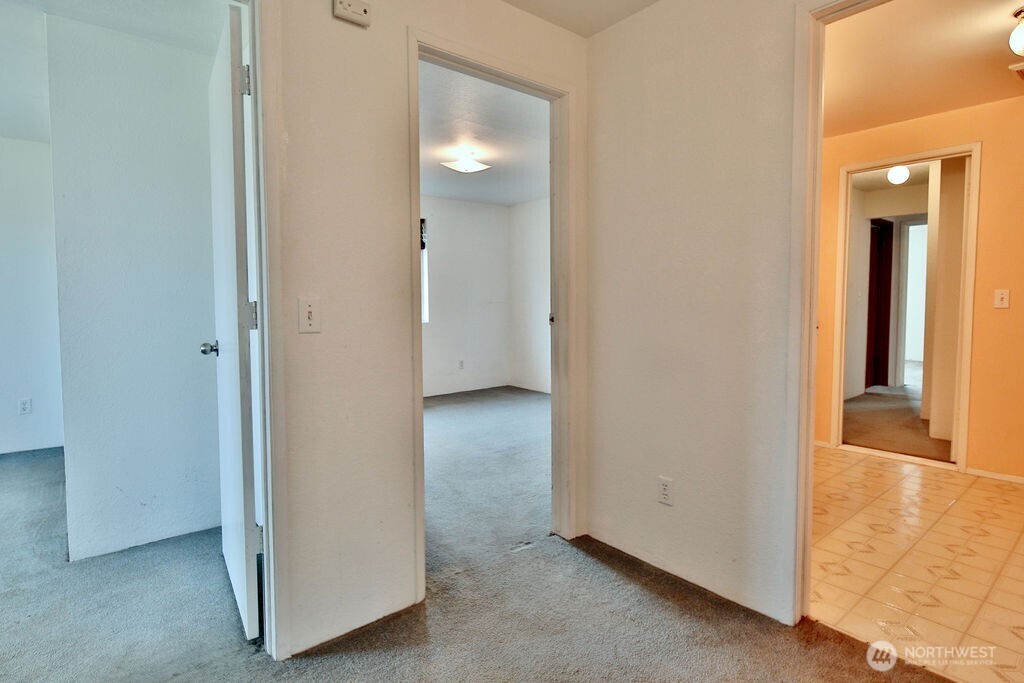 732 E Cedar Street Property Photo 18