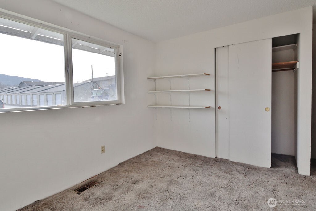 732 E Cedar Street Property Photo 26