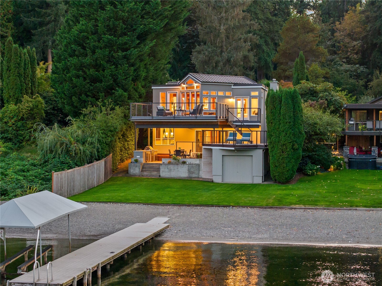 2624 W Lake Sammamish Parkway Property Photo