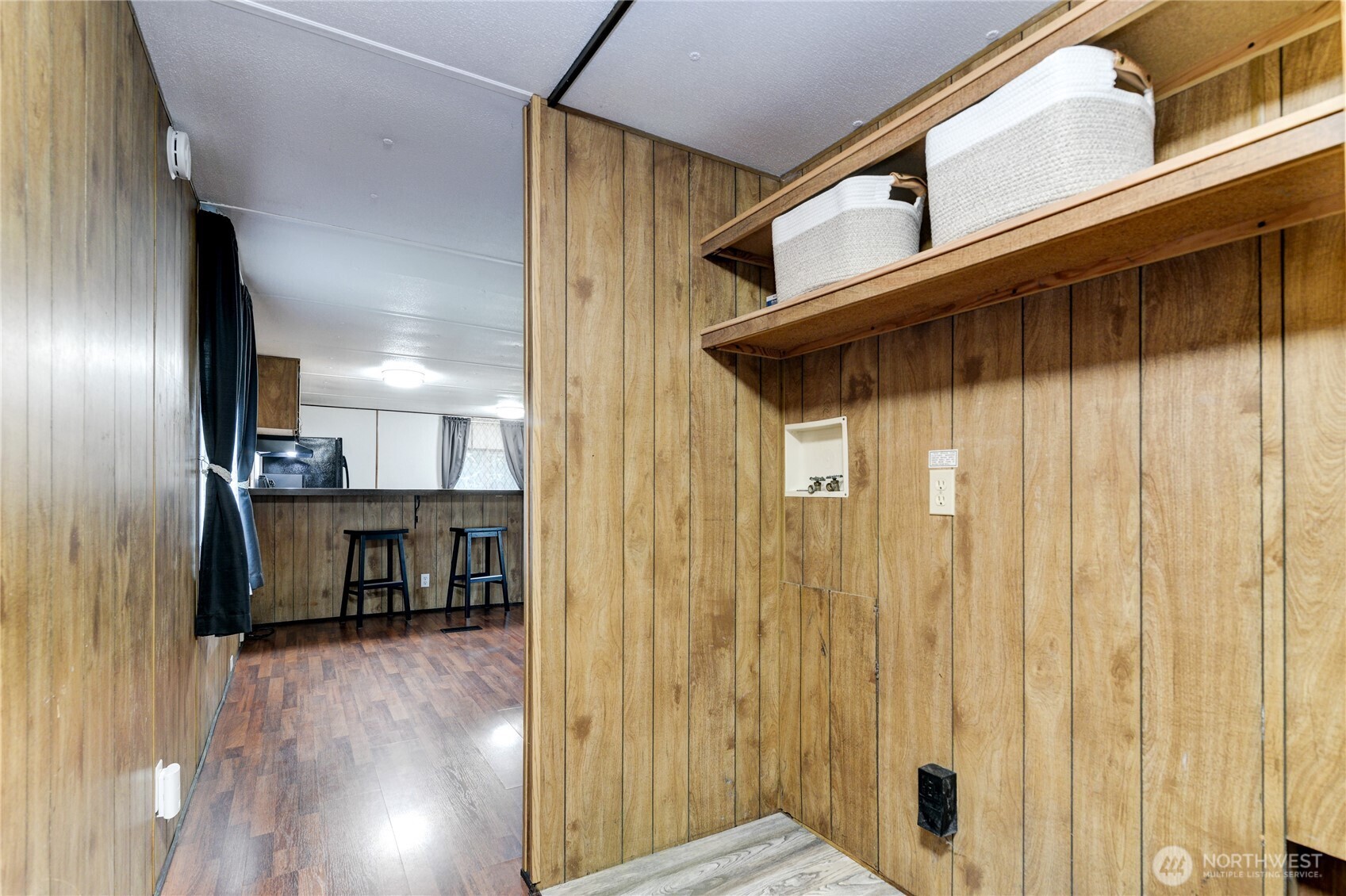 987 Tipsoo Loop Property Photo 10