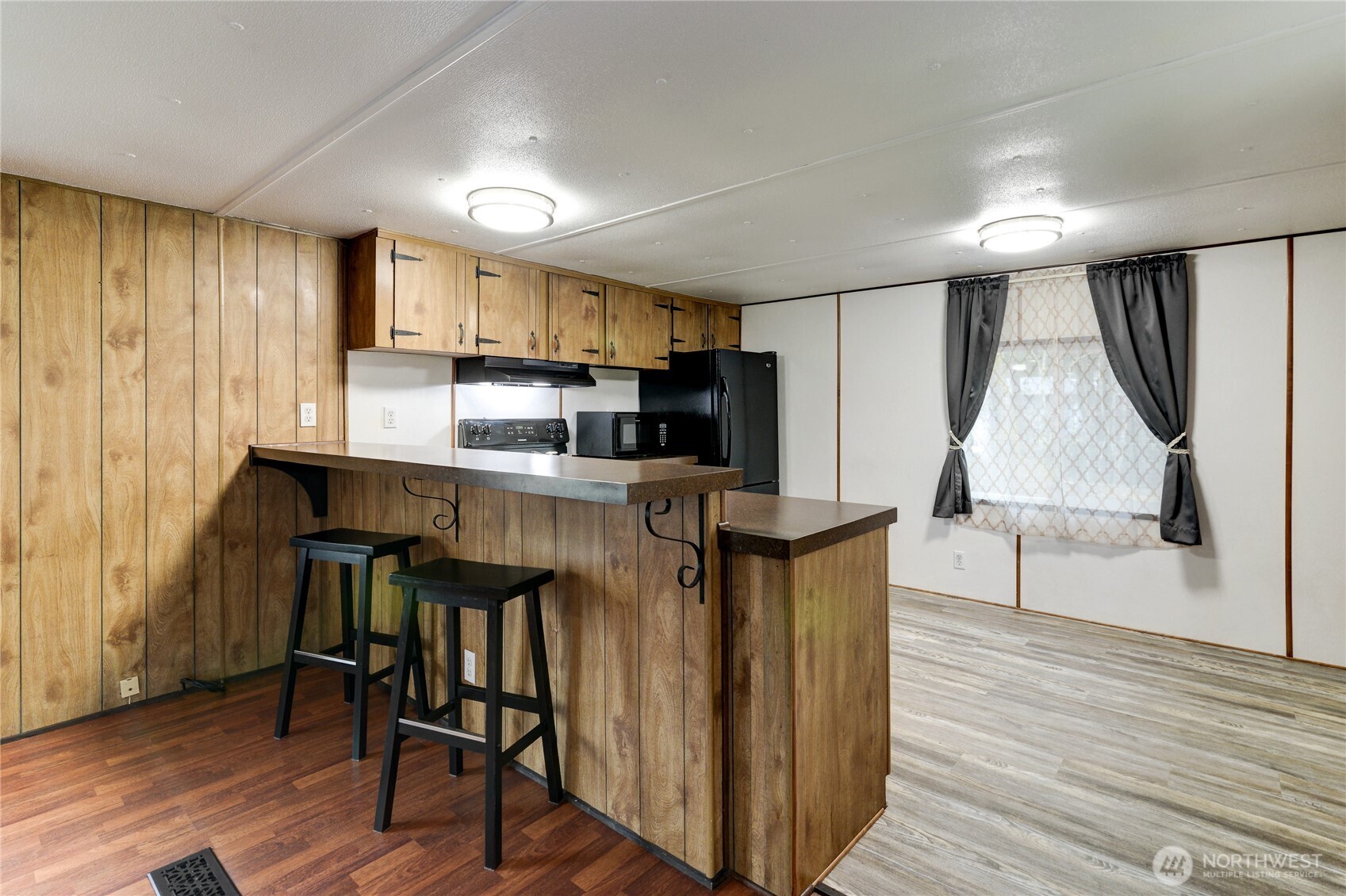 987 Tipsoo Loop Property Photo 16