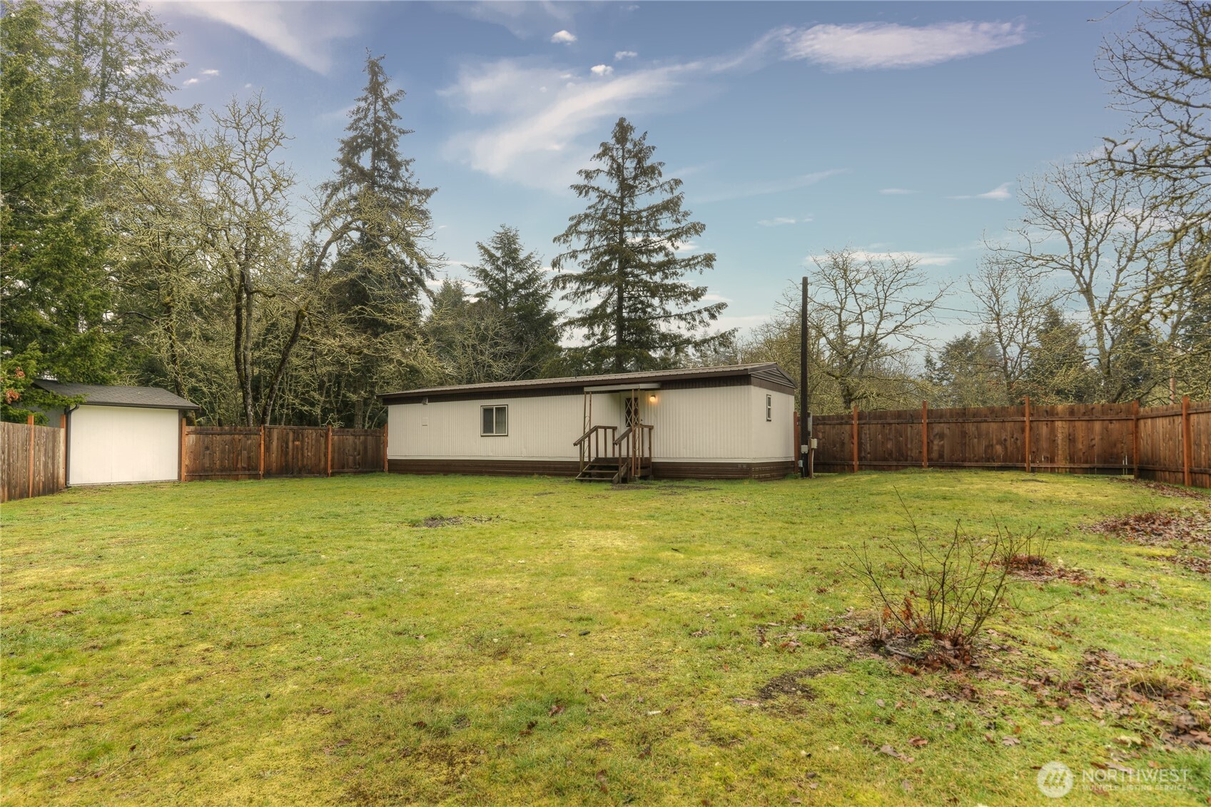 987 Tipsoo Loop Property Photo 23