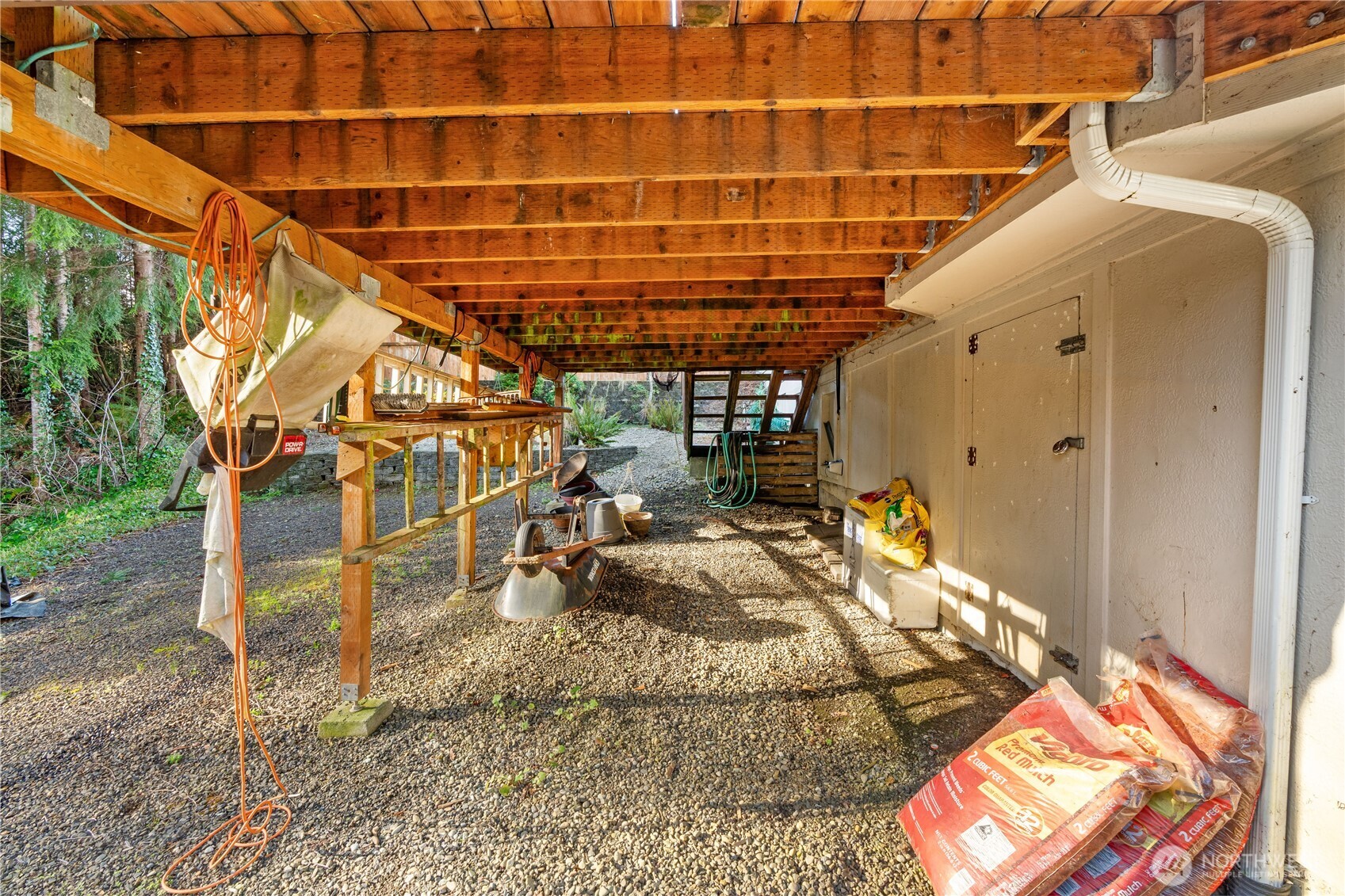 405 Andrews Avenue Property Photo 22