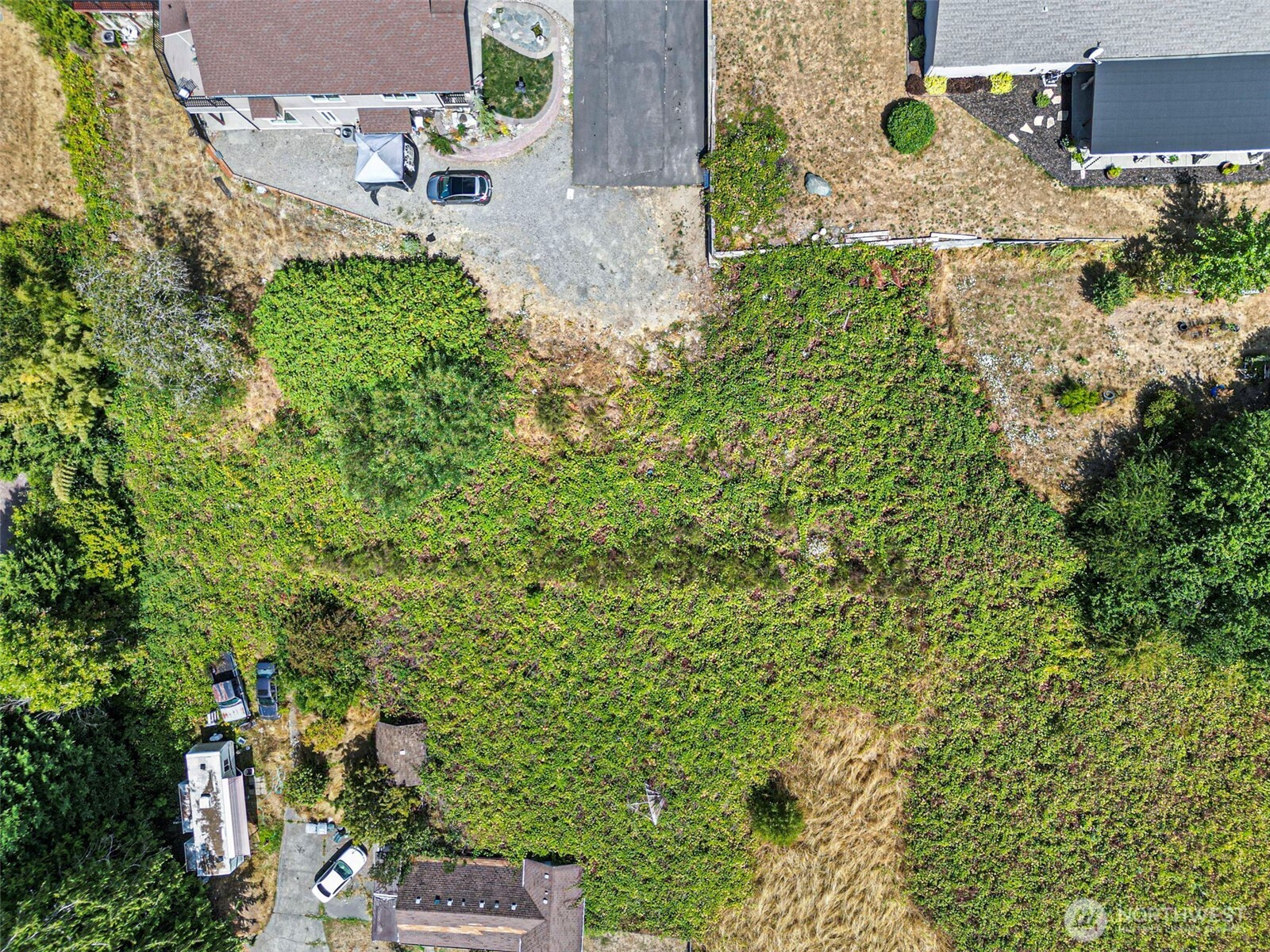 12714 2nd Avenue Property Photo 3
