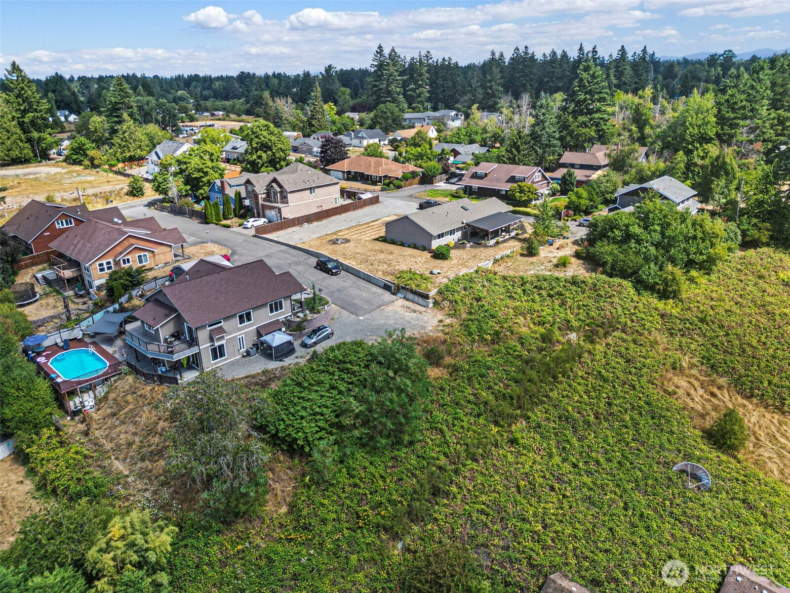 12714 2nd Avenue Property Photo 11