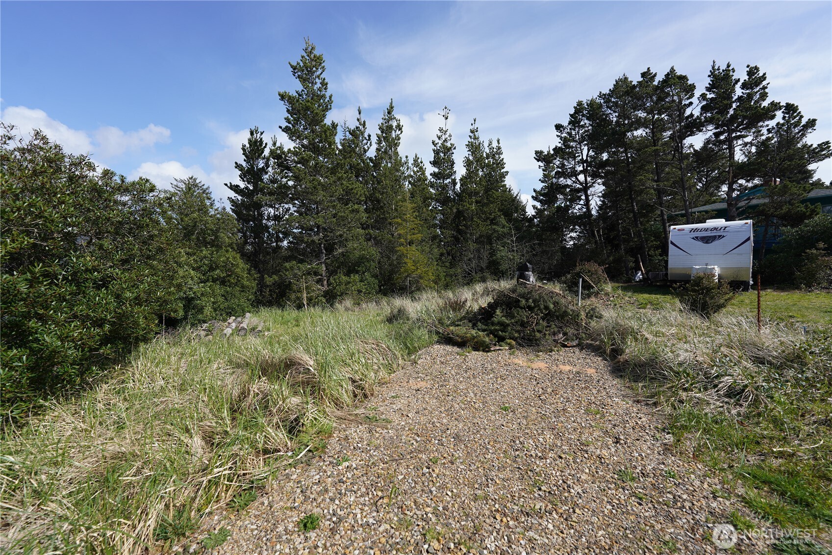 30208 J Place Property Photo 6