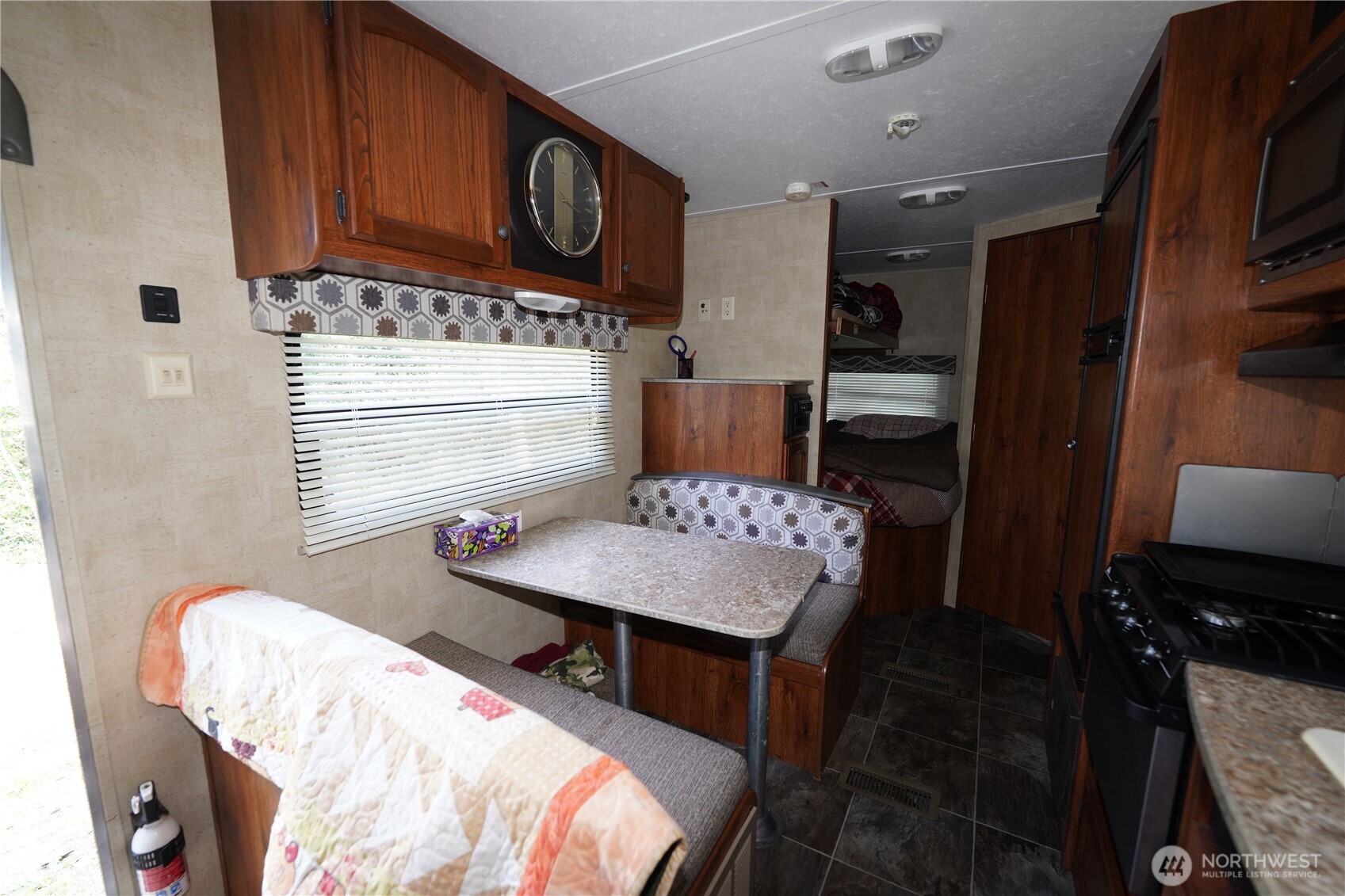30208 J Place Property Photo 11