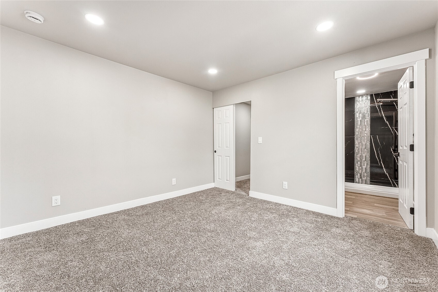 3792 E Roosevelt Avenue Property Photo 9