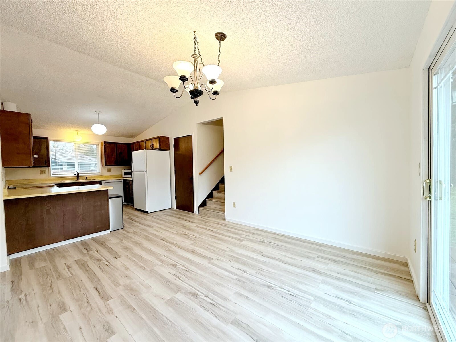 1716 W Young Street Property Photo 10