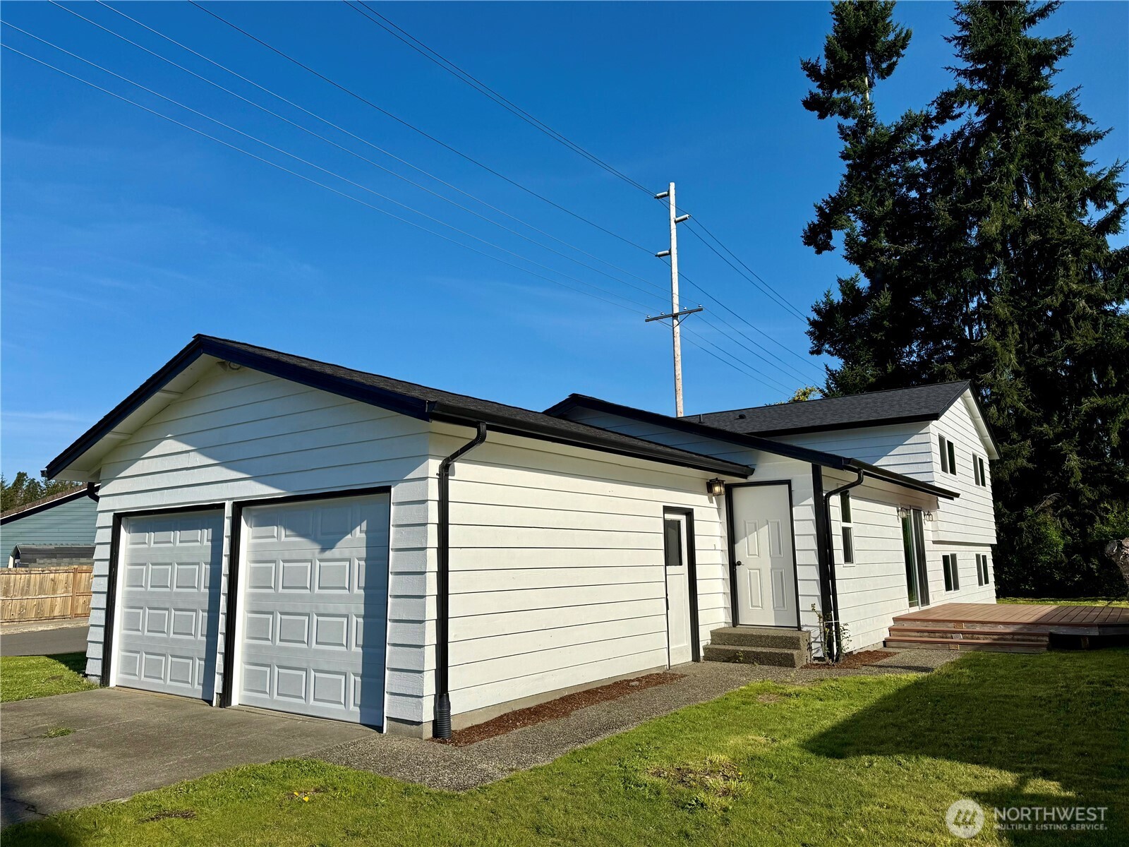 1716 W Young Street Property Photo 31