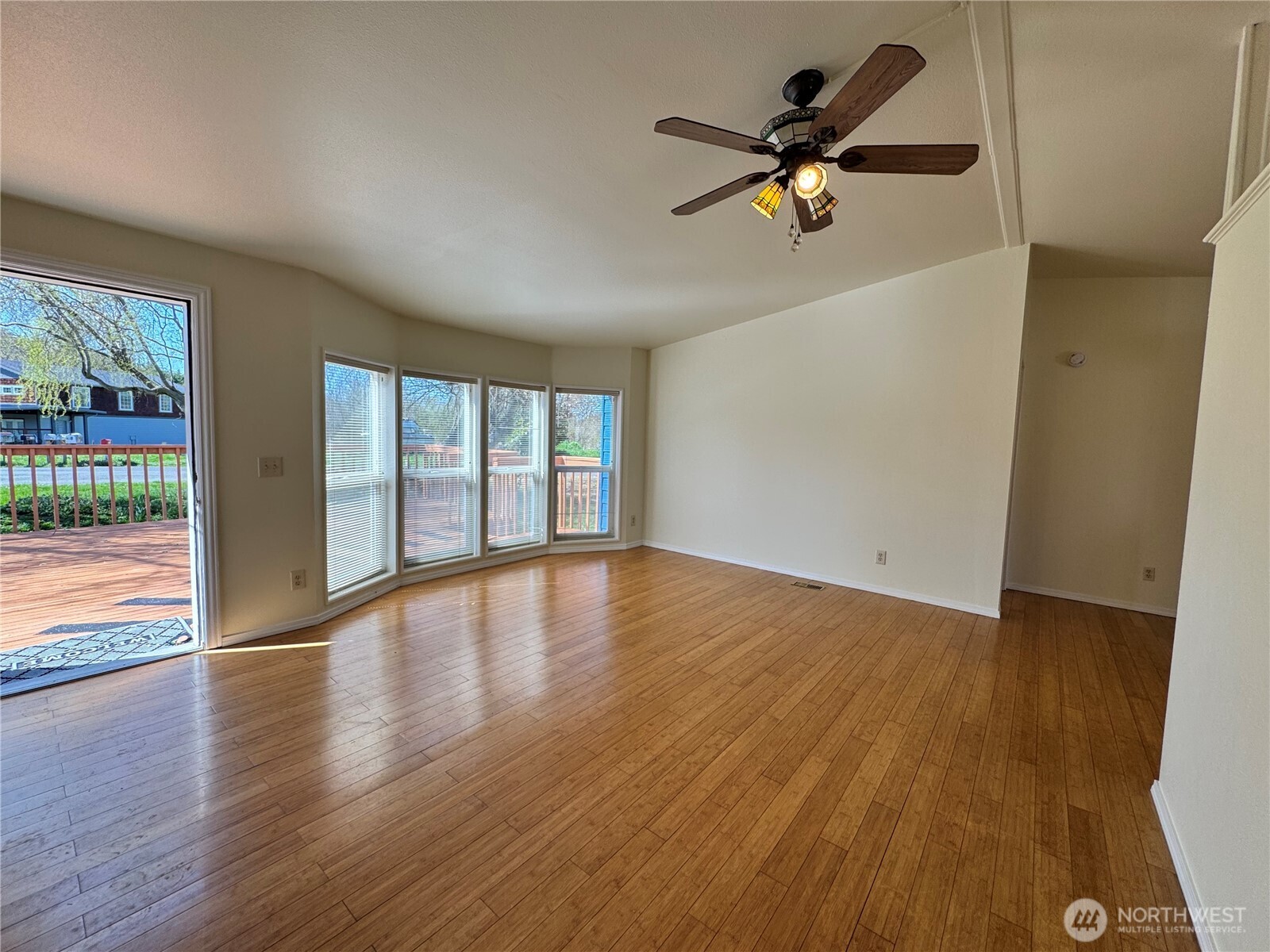 11 Golden Sands Boulevard Property Photo 4