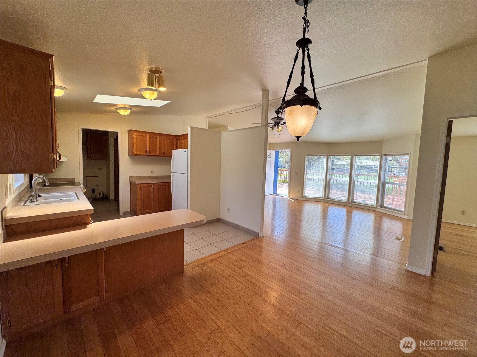11 Golden Sands Boulevard Property Photo 6
