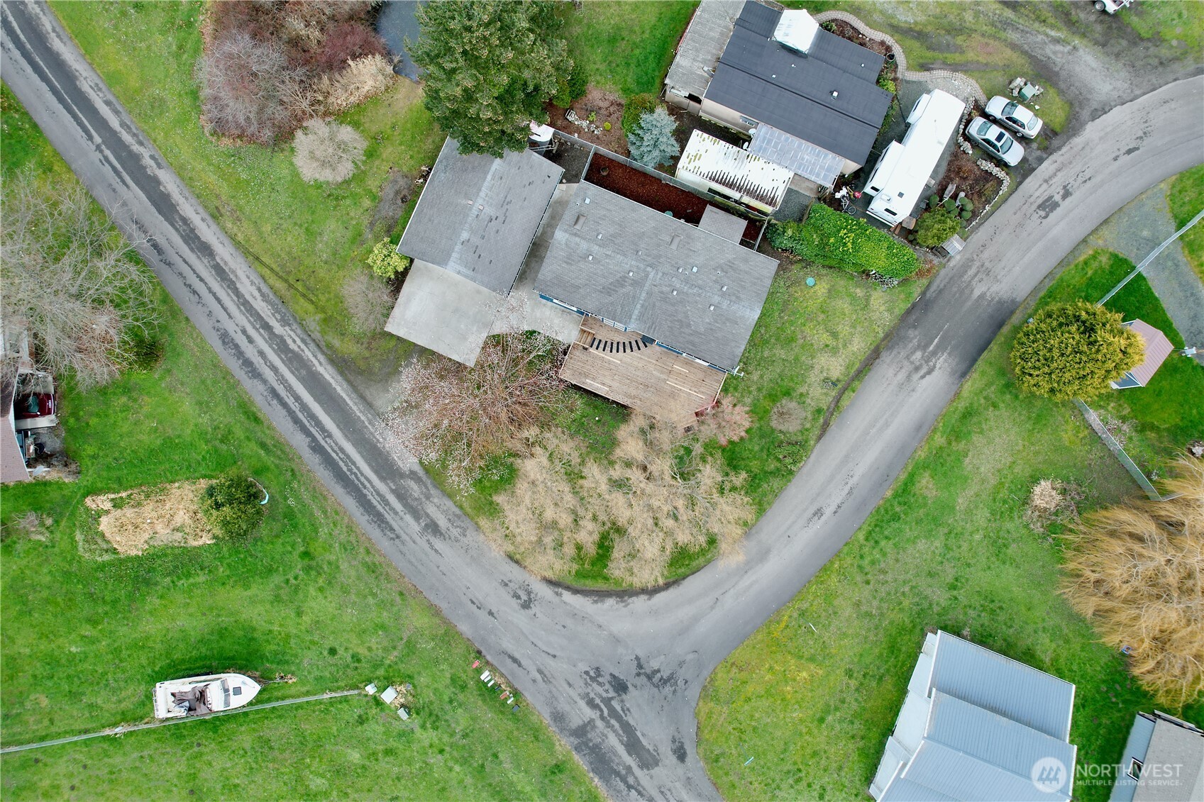 11 Golden Sands Boulevard Property Photo 22