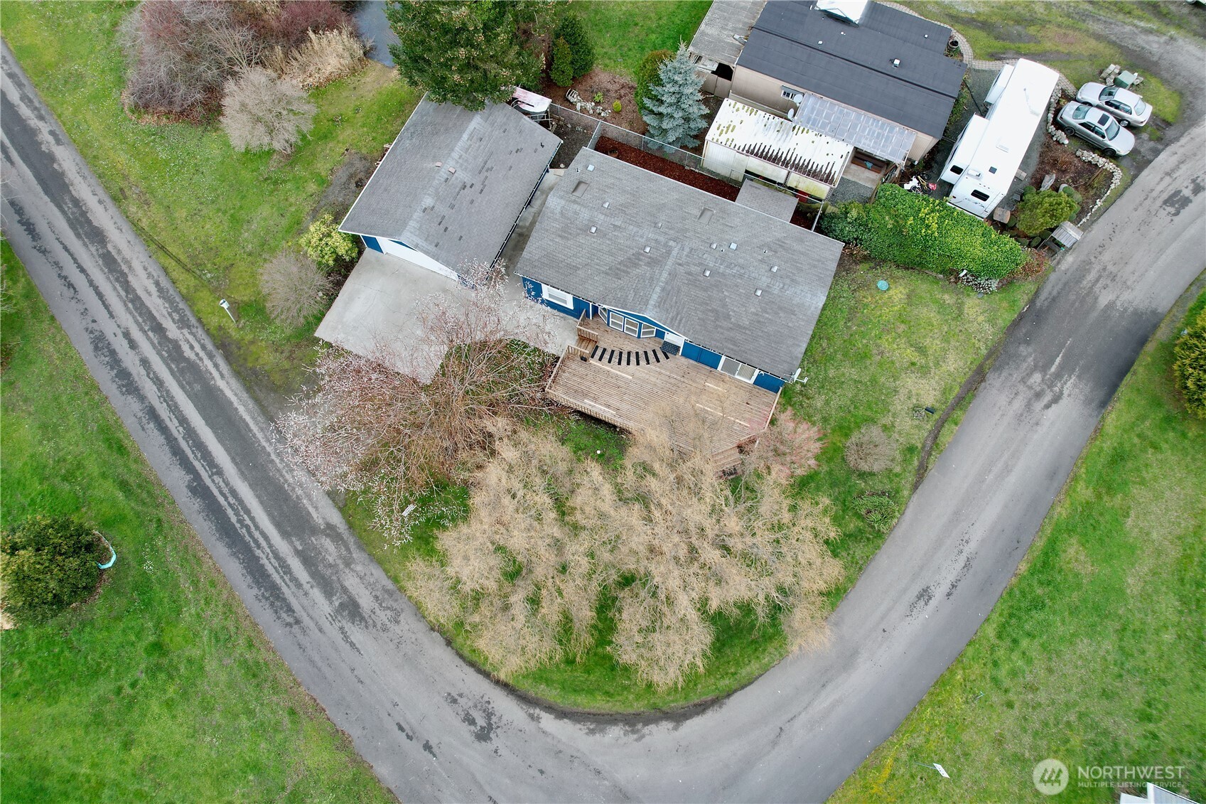 11 Golden Sands Boulevard Property Photo 23