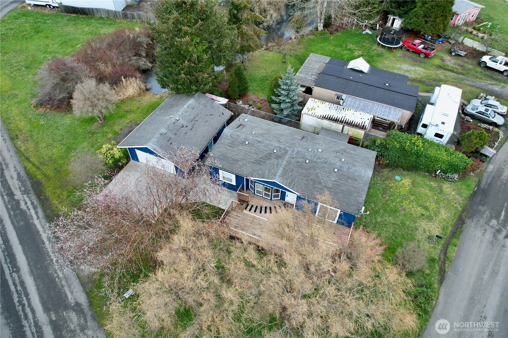 11 Golden Sands Boulevard Property Photo 24