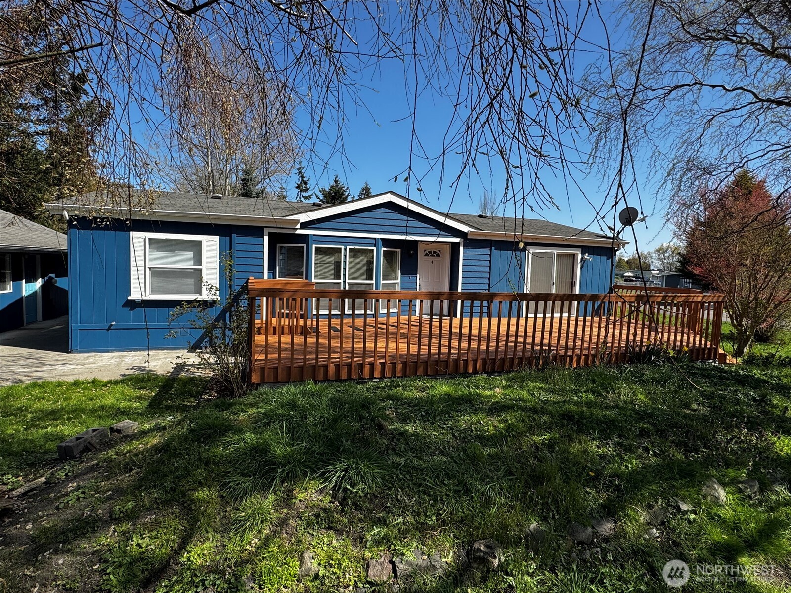 11 Golden Sands Boulevard Property Photo 27